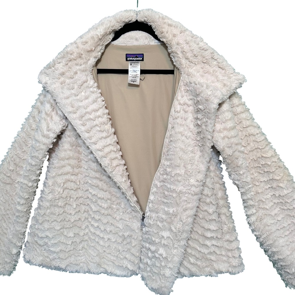 Patagonia Womens Jacket M Pelage Raschel Fleece Fur Wrap Asymmetrical Cream - Picture 6 of 13